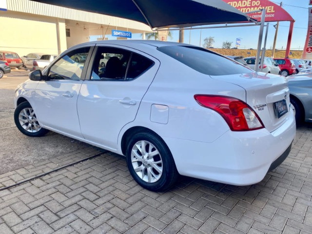Nissan Versa 1.6 SV Cvt - Foto 4