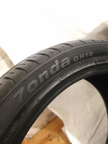 Pneu 235/40 18 Goform 95W Zonda seminovos - Foto 3