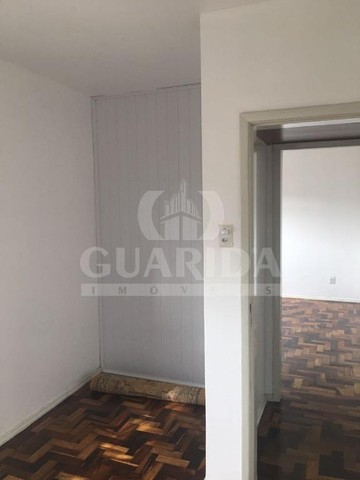 Apartamento para comprar no bairro Santo Antônio - Porto Alegre com 2 quartos - Foto 2