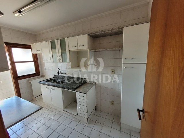 Apartamento para comprar no bairro Jardim Lindóia - Porto Alegre com 3 quartos - Foto 9