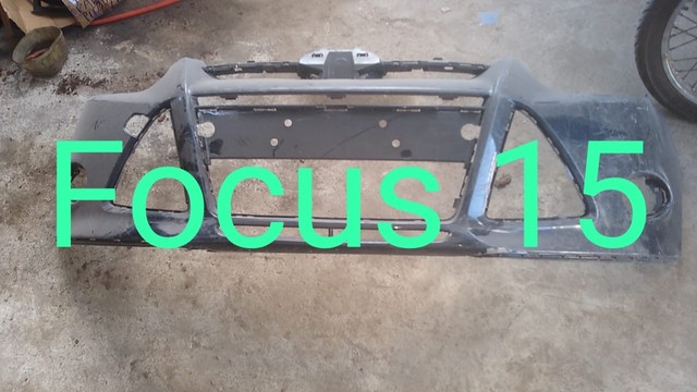 Parachoque focus 15