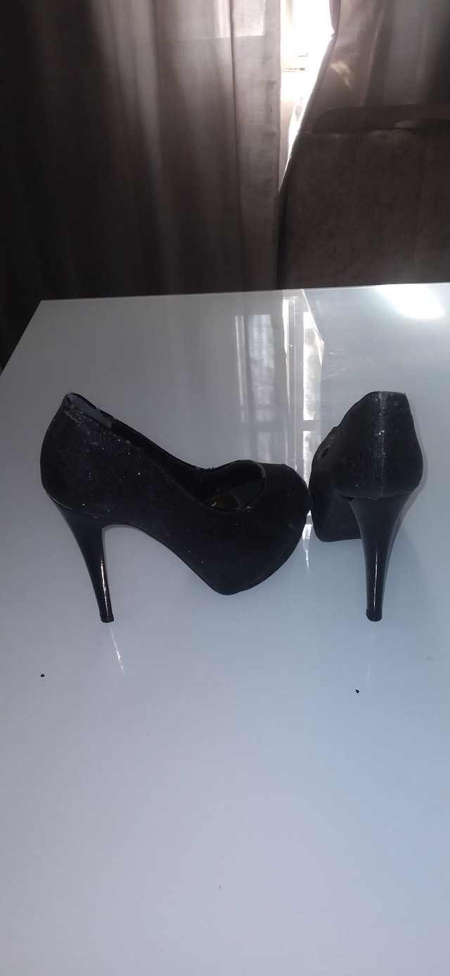 Sapato Marca Crisalys preto Nº 36 - Foto 4