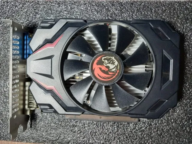 Placa de Vídeo PCYes AMD Radeon HD 6570