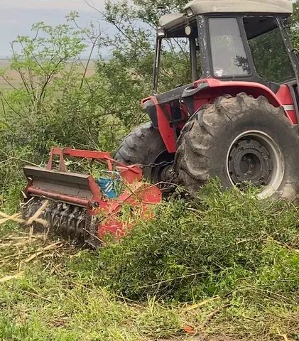 TRITURADOR FRESA FLORESTAL REBAIXAMENTO LIMPEZA CAPOEIRAS GALHOS TOCOS - Foto 5