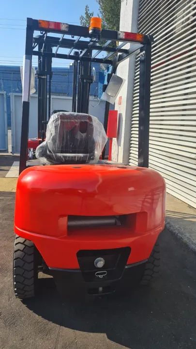 Empilhadeira Nova 2,5ton Diesel Duplex 3,70mts com deslocador - 5x S/ Juros !! - Foto 4