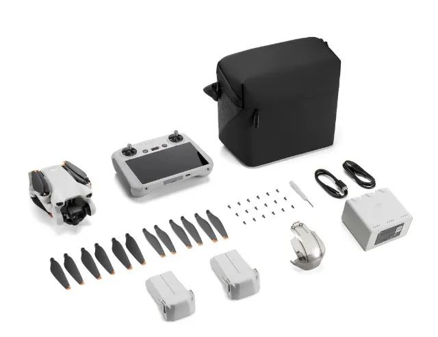 Drone DJI Mini 3 Fly More Combo Plus Com Tela Câmera 4k - Foto 2