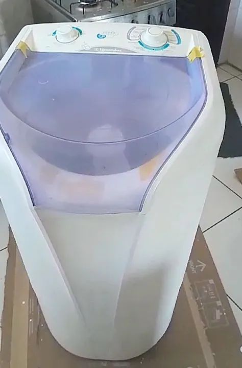 Máquina de Lavar Roupas Electrolux 7Kg, Multi Funções, Conservada - Foto 2