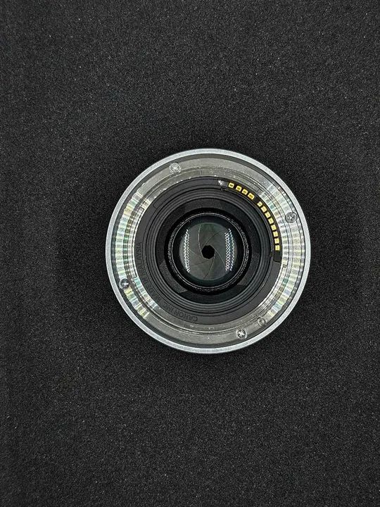 Lente Canon RF 50mm f/1.8 STM - Excelente estado. - Foto 6