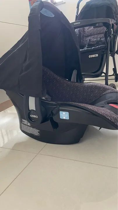 Carrinho e bebê conforto cosco 