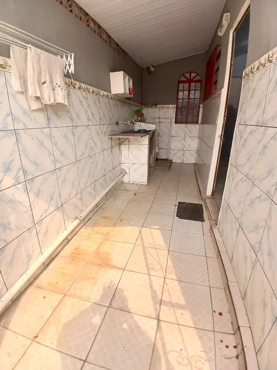 Casa proximo a Avenida Nepal com 4 quartos sendo 2 suítes - Foto 3