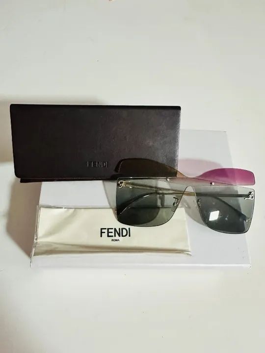 Óculos Fendi original feminino 