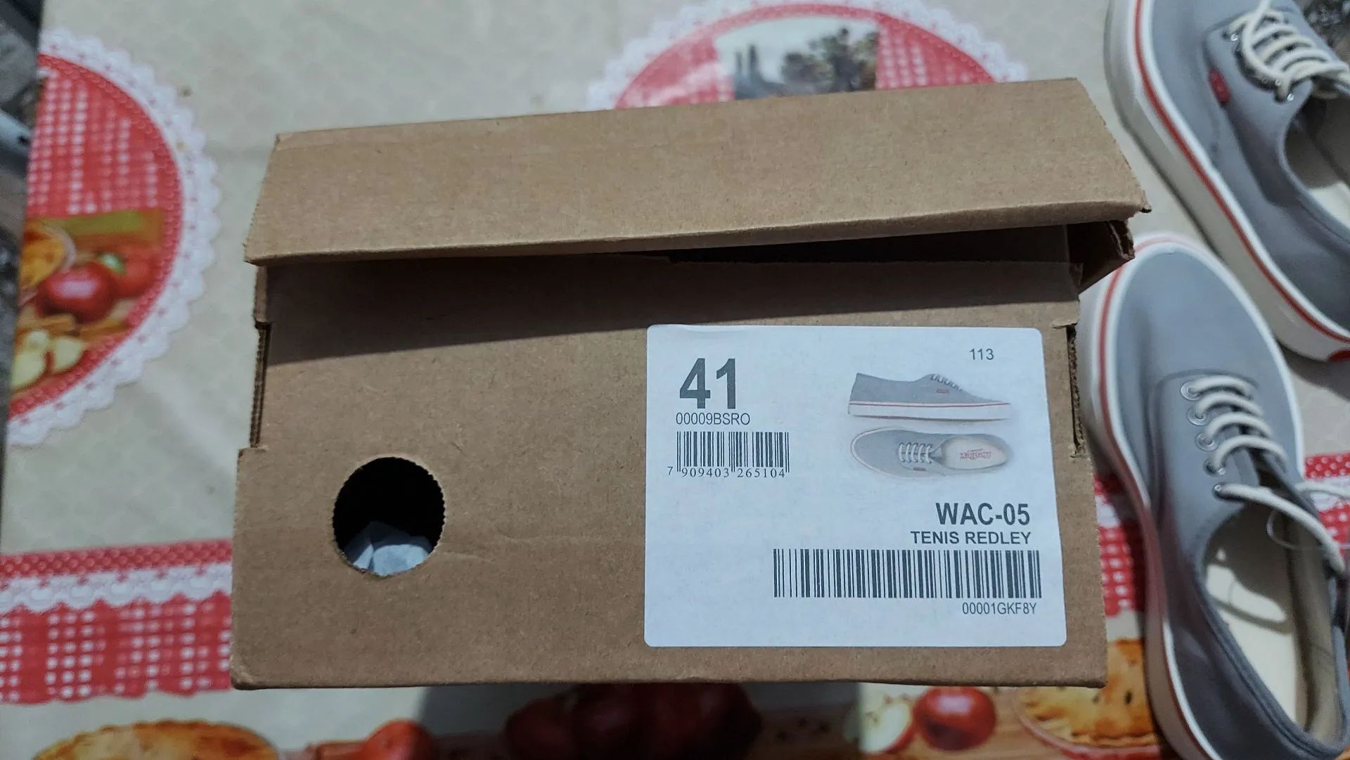 Tenis Redley Originals Cor Cinza Tam 41( Novo Na Caixa ) - Foto 6