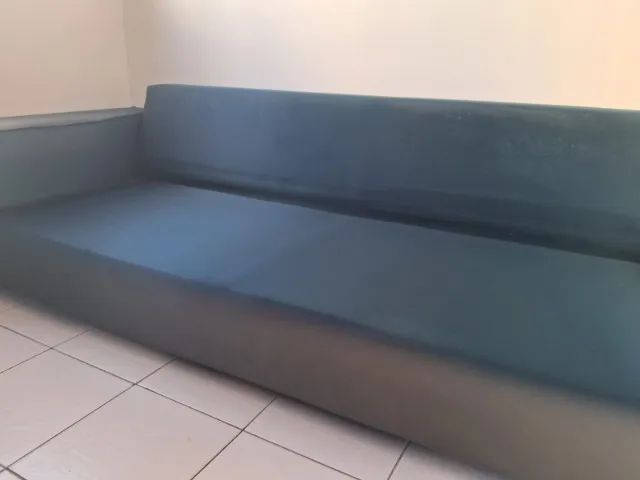 Sofá de 4 lugares espaçoso e confortável - Foto 5