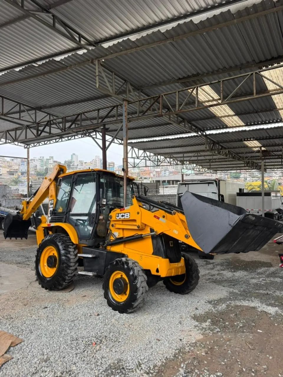 RETRO ESCAVADEIRA JCB - 2019 Oportunidade!