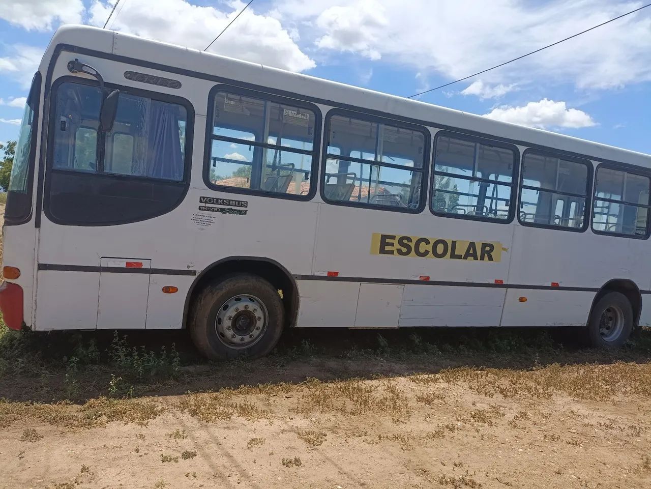 Ônibus Escolar Volksbus 15-270 - Ótimo estado!