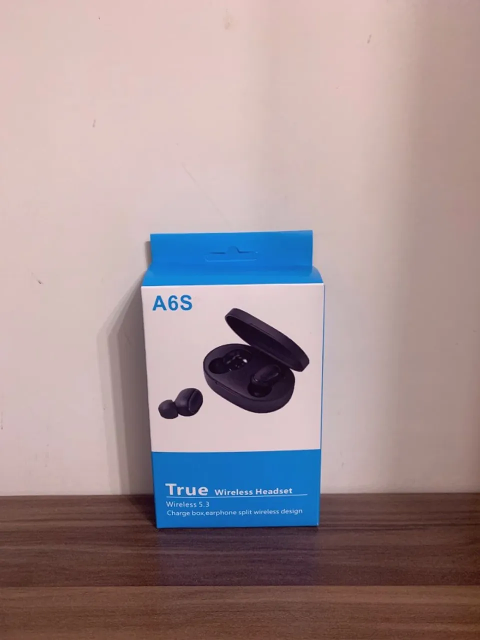 Fones de ouvido Bluetooth A6S TWS.
