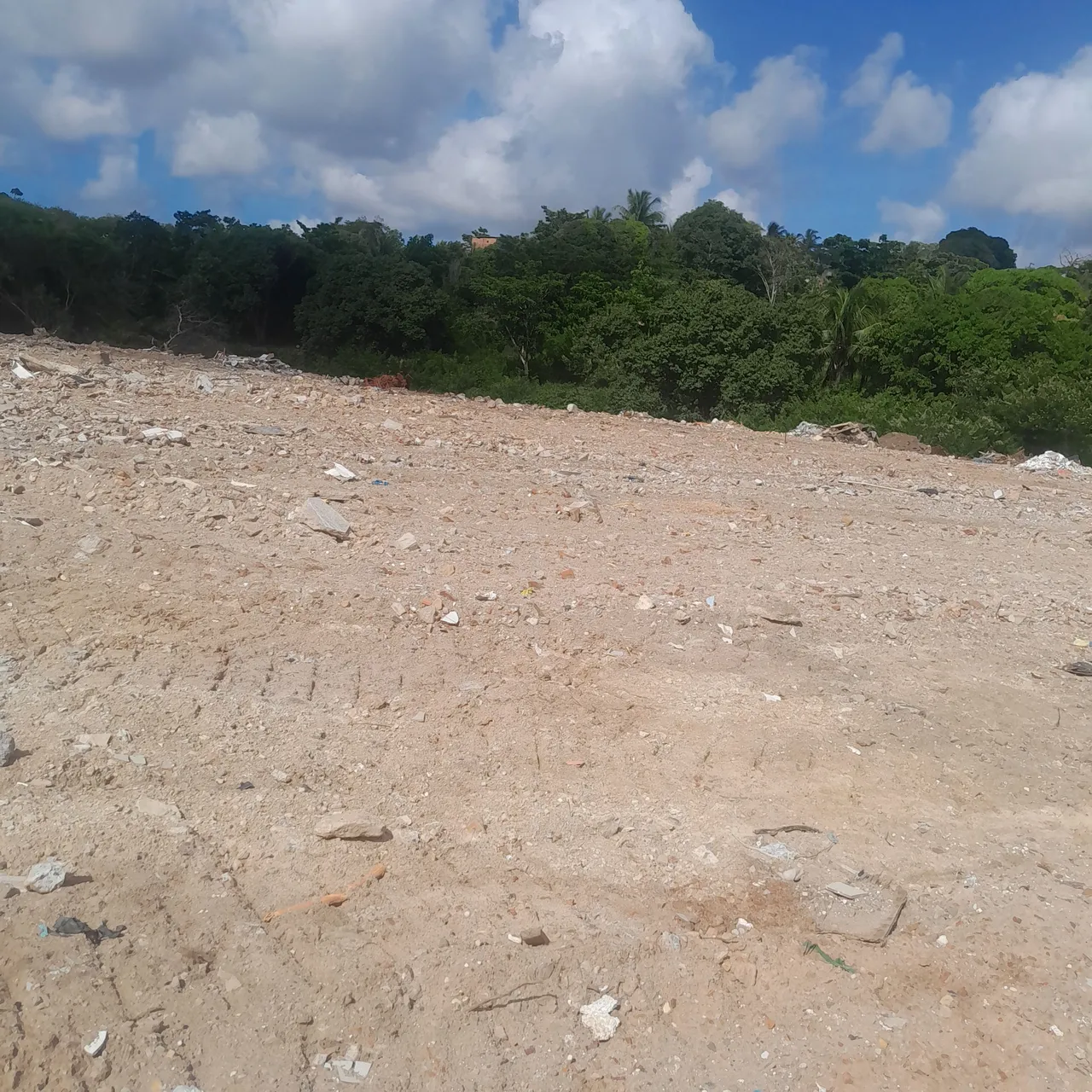 Terreno 12x25 escriturado de esquina