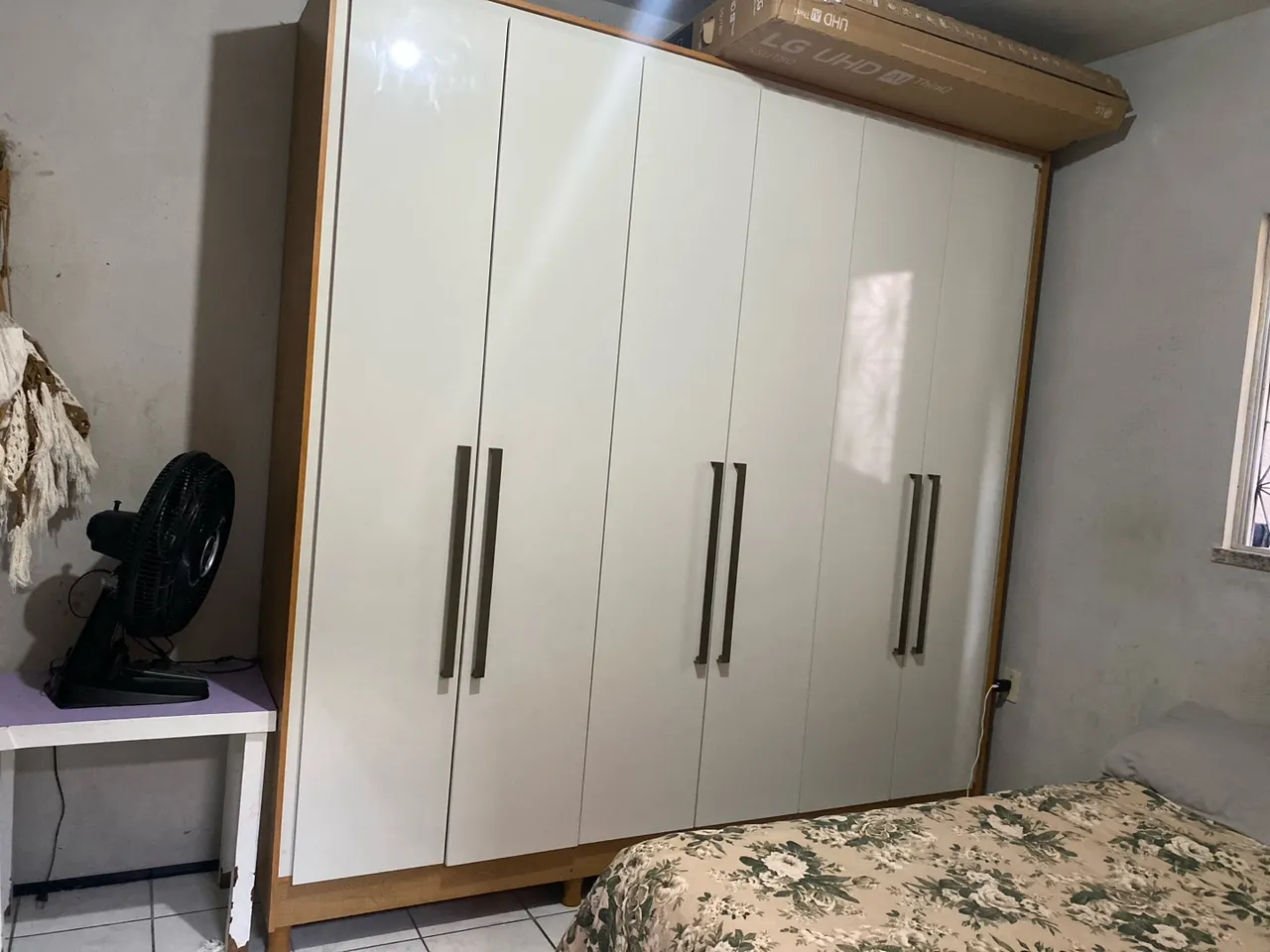 Guarda-Roupa Casal 6 Portas Branco