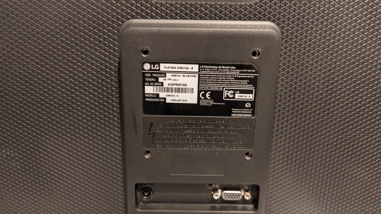 Monitor 20M37AA LED 19,5 - LG<br><br> - Foto 3