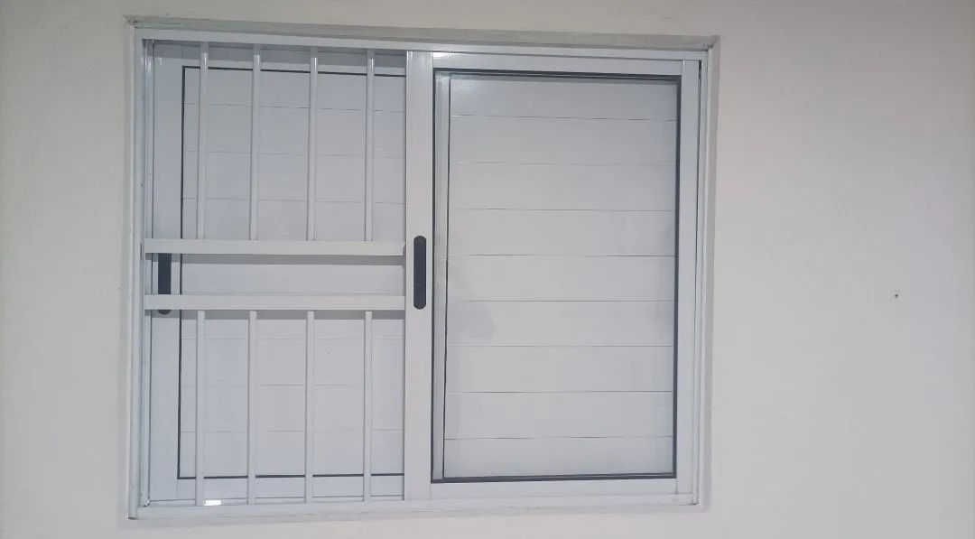 Vendo porta e janela  - Foto 3