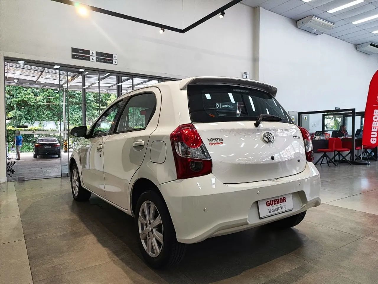 Toyota Etios 1.5 X PLUS 16V FLEX 4P AUTOMATICO - Foto 5