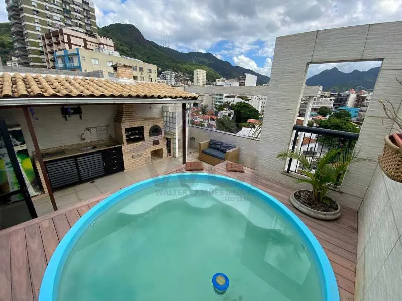 Cobertura com piscina metro tijuca