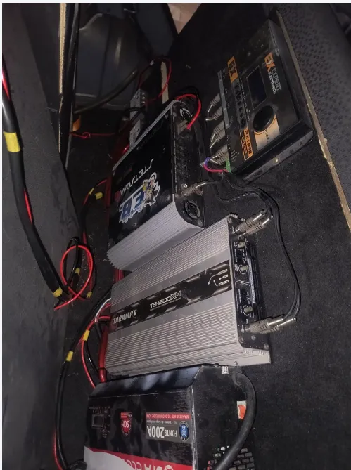 Vendo Peças de Som Automotivo