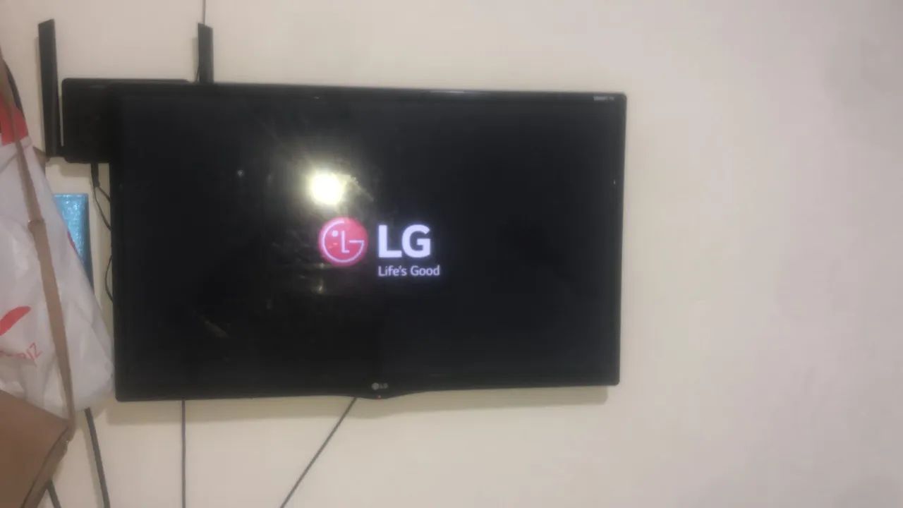 Tv LG smart 32 polegadas  - Foto 2