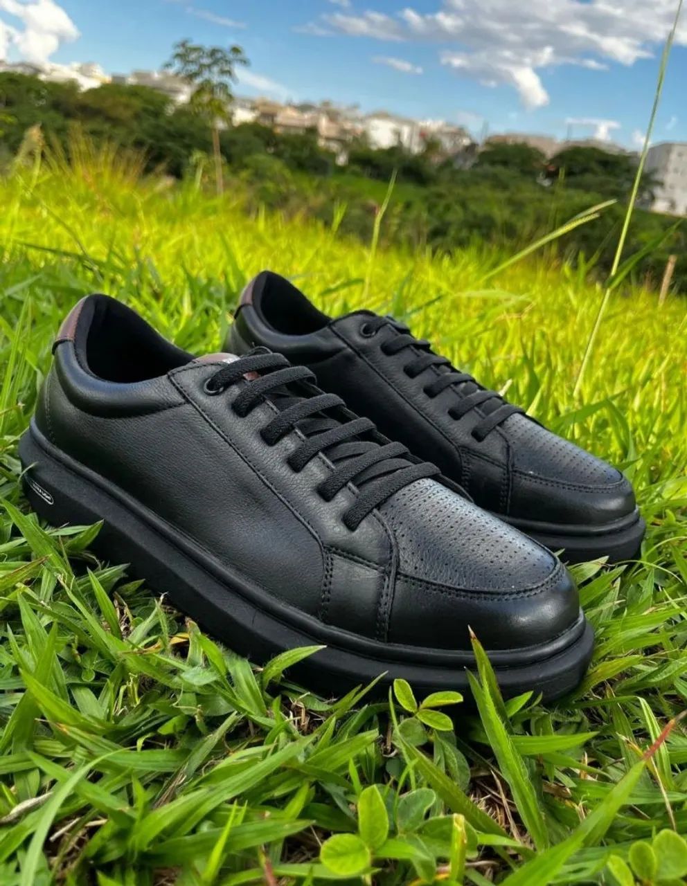 Sapatenis 41/42 couro legítimo Calçados Bangu, Rio de Janeiro