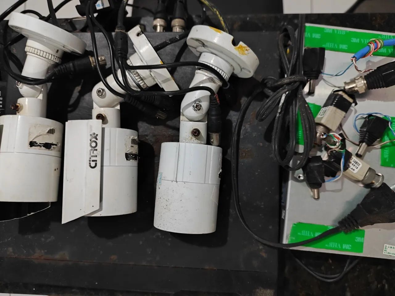 Kit de Câmeras de Segurança 3 Câmeras + DVR - Foto 2