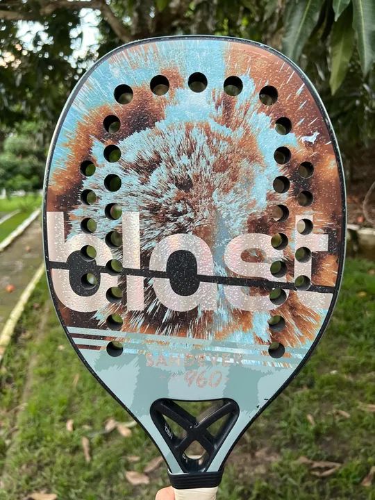 Raquete Beach tennis novíssima 