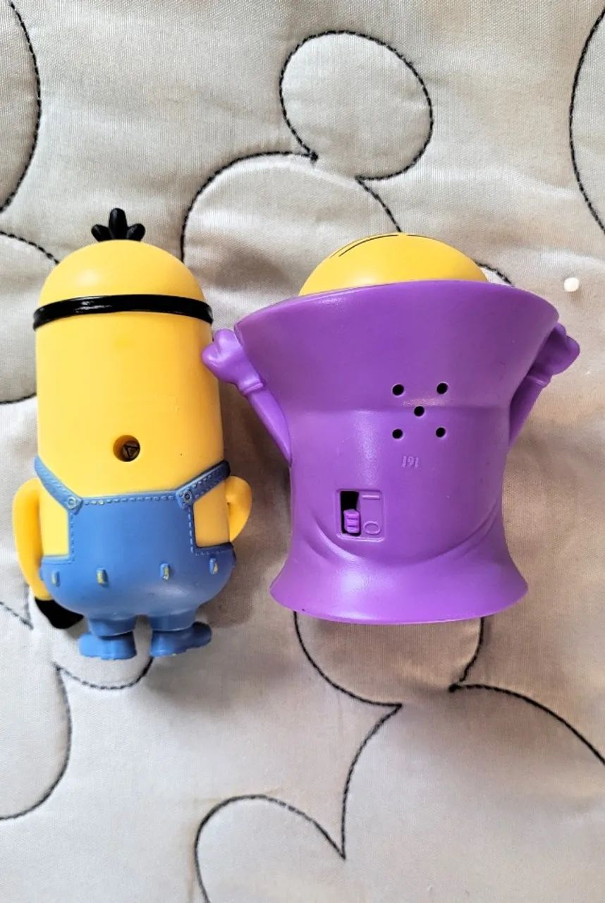 Lote brinquedo Minion Mc - Foto 3