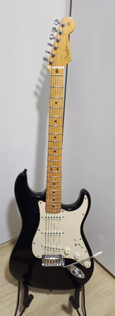 Fender American Standard USA com upgrades - Instrumentos musicais