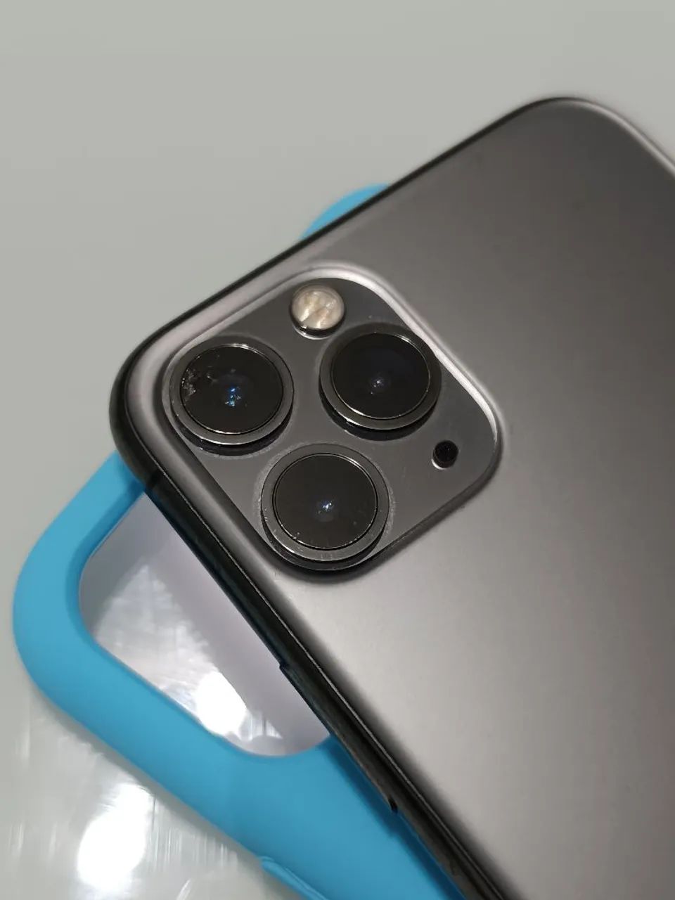 iPhone 11 pro 64gb - Face id off - Celulares e Smartphones