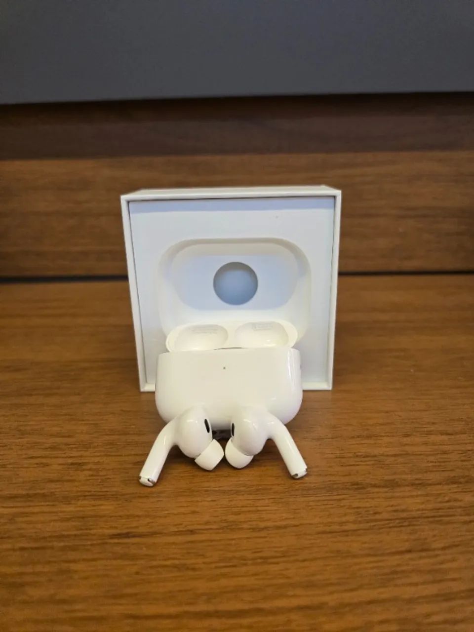 Apple AirPods Pro 2nd Generation White Sealed with Warranty64595543392002124
