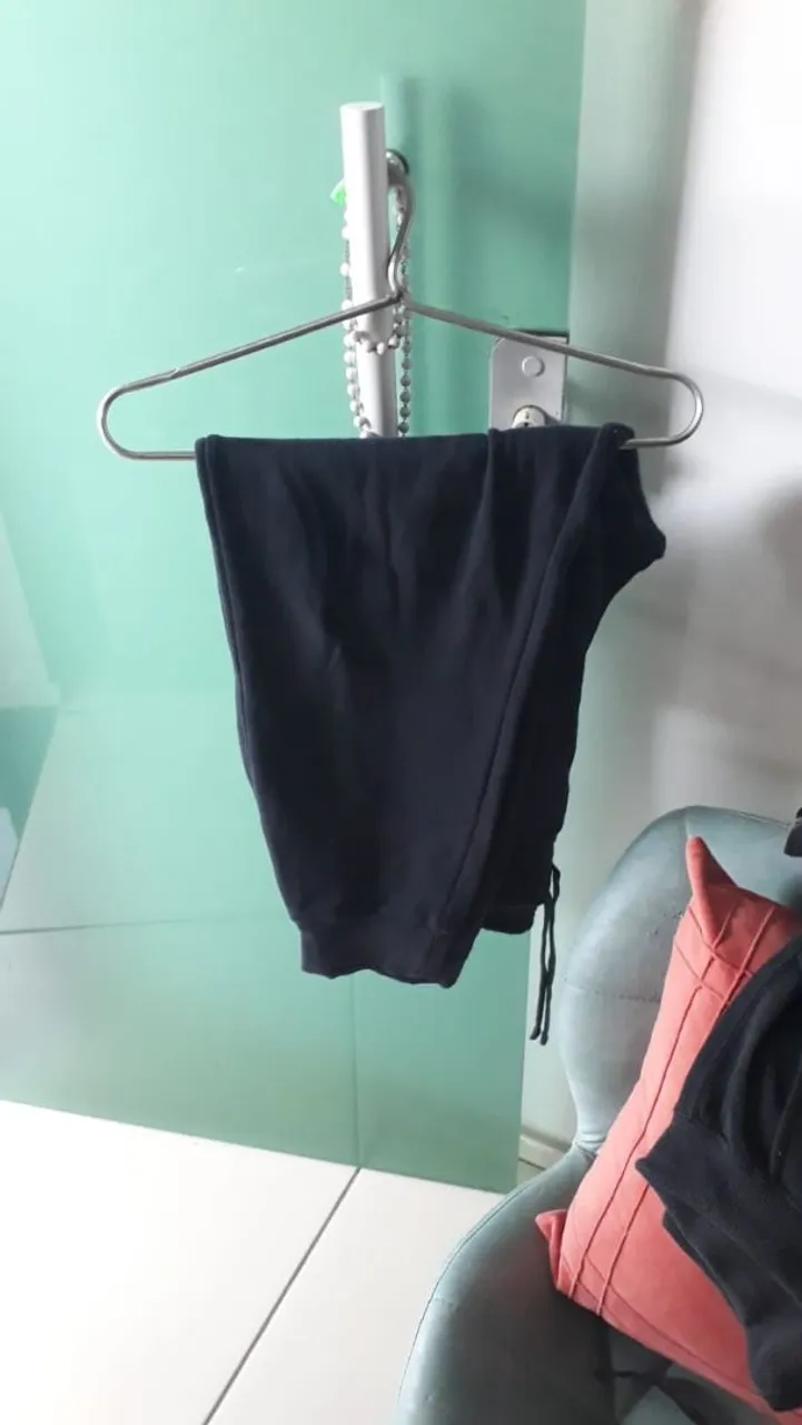 Calça de Moletom Preta