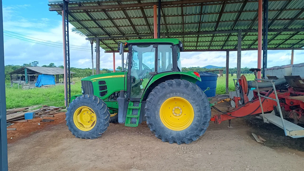 Trator 6115j 2017