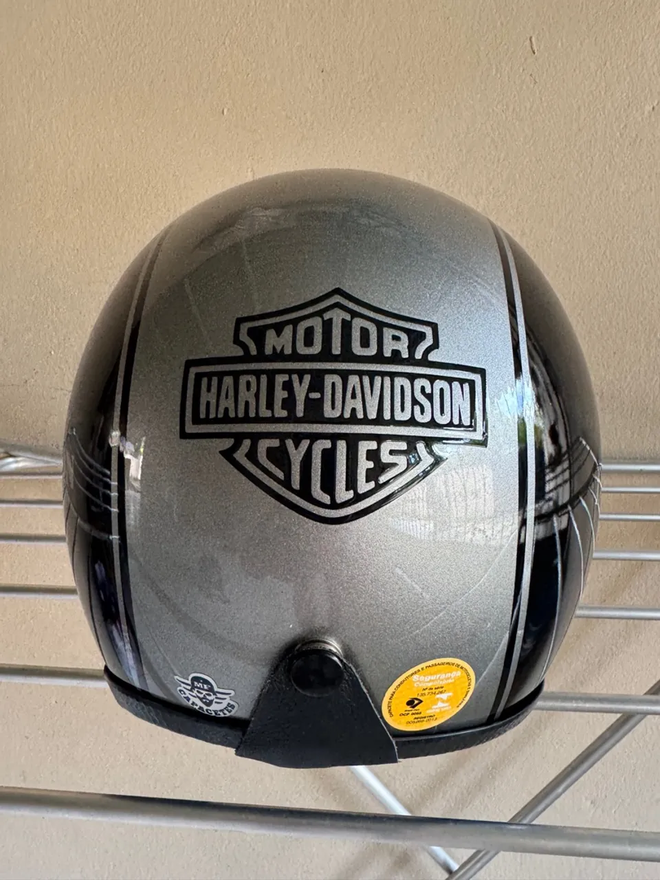Capacete Old School aberto
