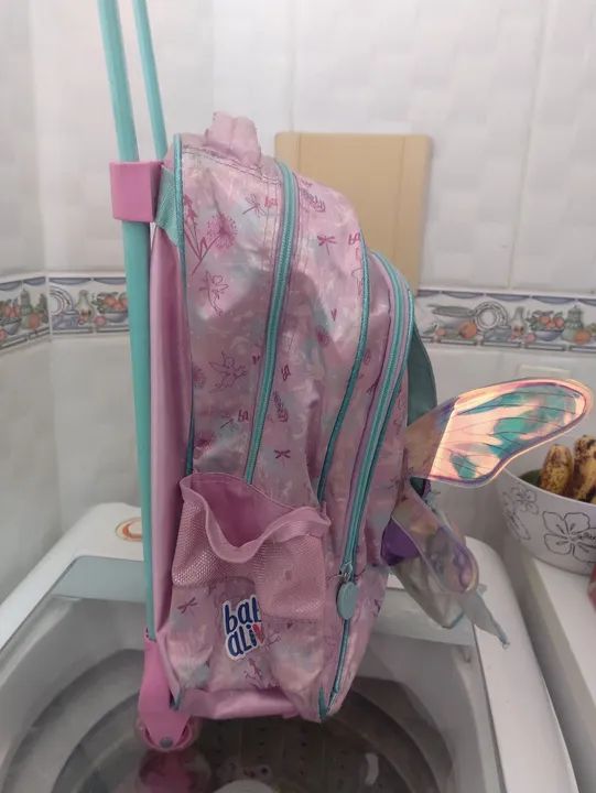 Mochila Infantil Baby Live Original  com Rodinhas - Rosa - Foto 5