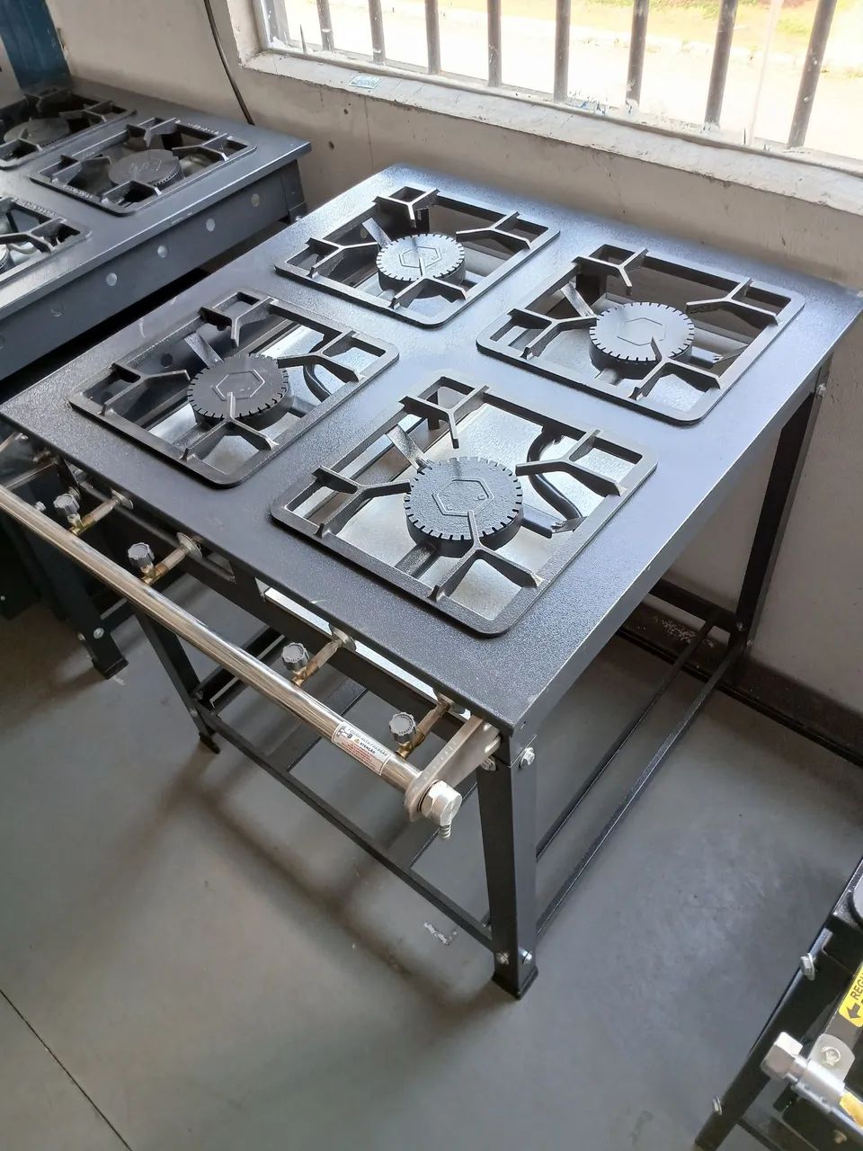 Fogão industrial 4 Bocas Alta Pressão 30x30 Colombo  - Foto 2