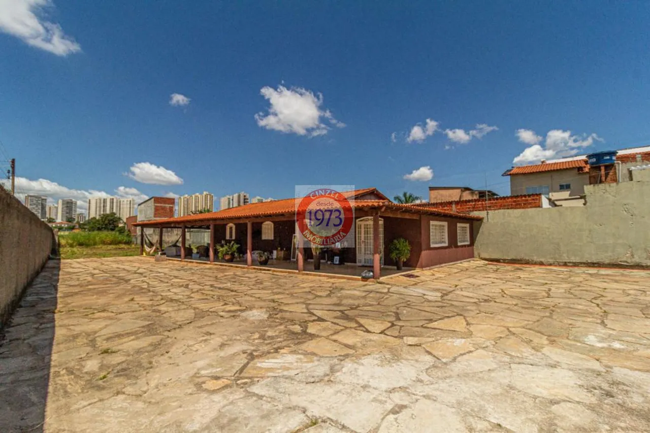 TERRENO COMERCIAL em VICENTE PIRES - DF, VICENTE PIRES - AV. DA MISERICORDIA CHÁCARA 143 L