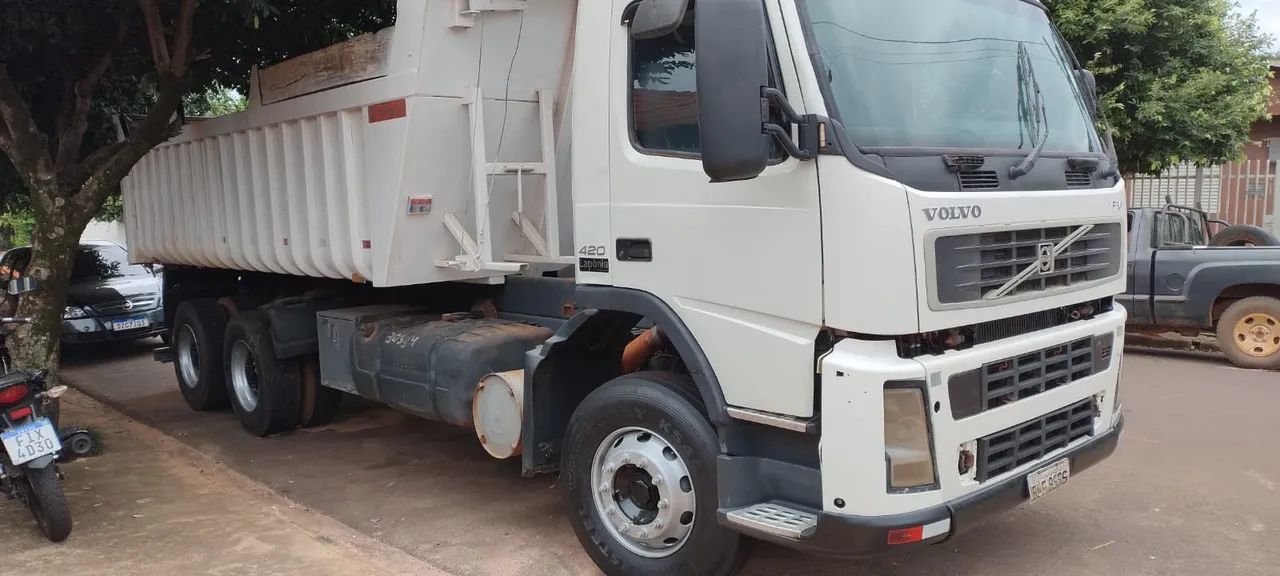 Caminhão Volvo FM 420 - Foto 4