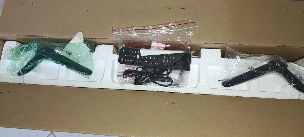 TV LED 39 polegadas Philco NOVA na caixa Nunca usada - Foto 4