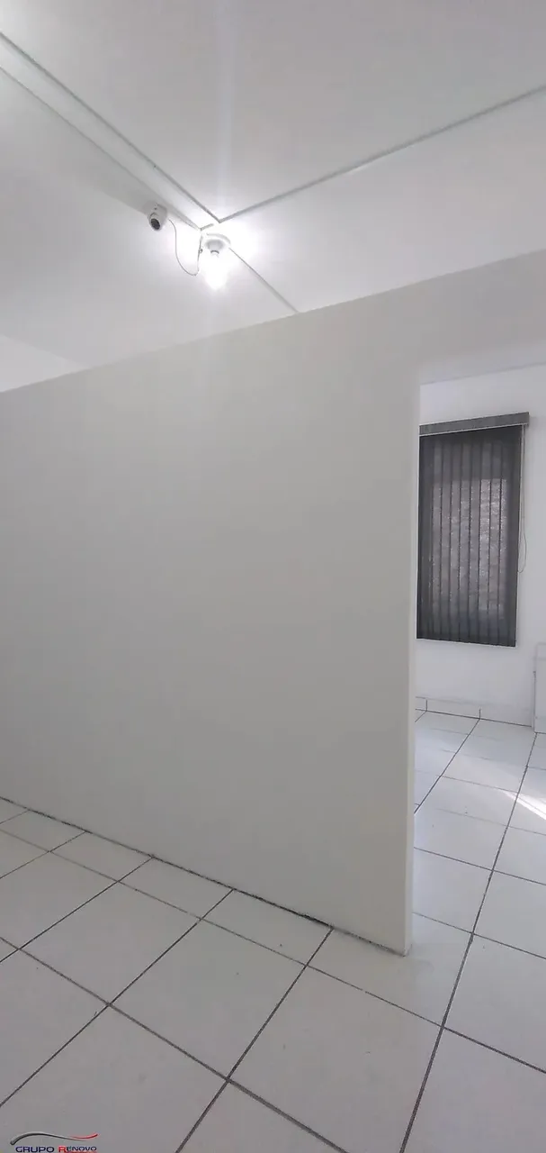 Sala Comercial - LOCAÇÃO - Santo Amaro, Zona Sul, S.P. - 20m², Sala para 2 ambientes - Ape