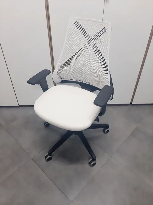 Cadeira Ergonômica Branca