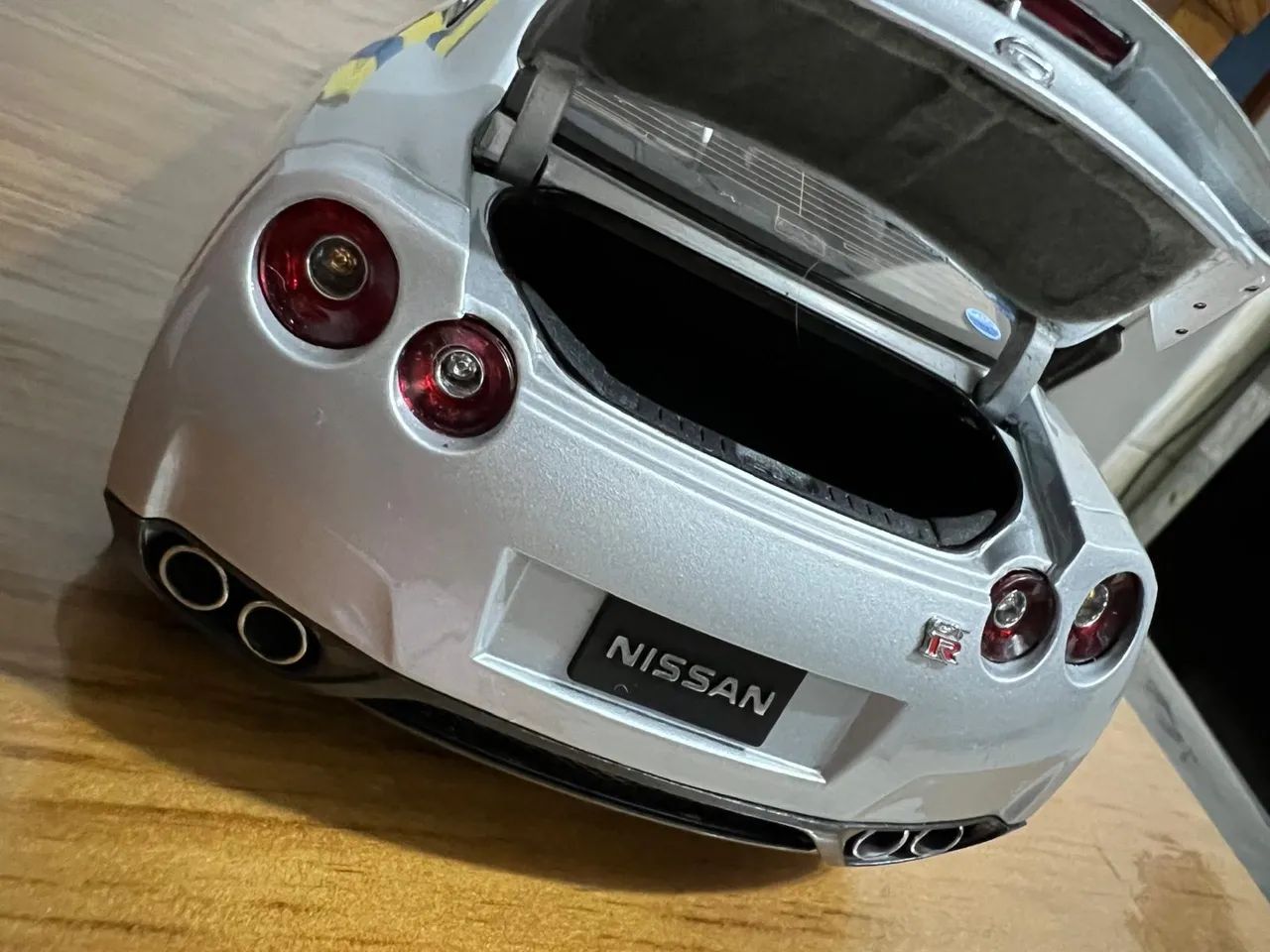 Skyline R35 kyosho 1/18 - Foto 5