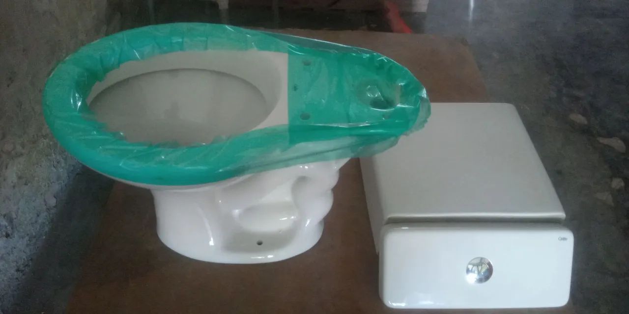 BACIA SANITÁRIA + CAIXA ACOPLADA