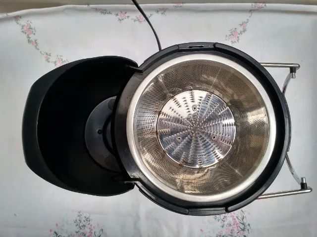 Centrífuga de Sucos Juicer - Vicini - 2 Velocidades-  Peneira em Aço Inox - 110 Volts - Foto 5
