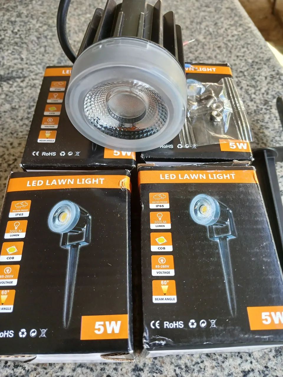 Refletor LED RGB para Jardim e Exterior - Foto 4