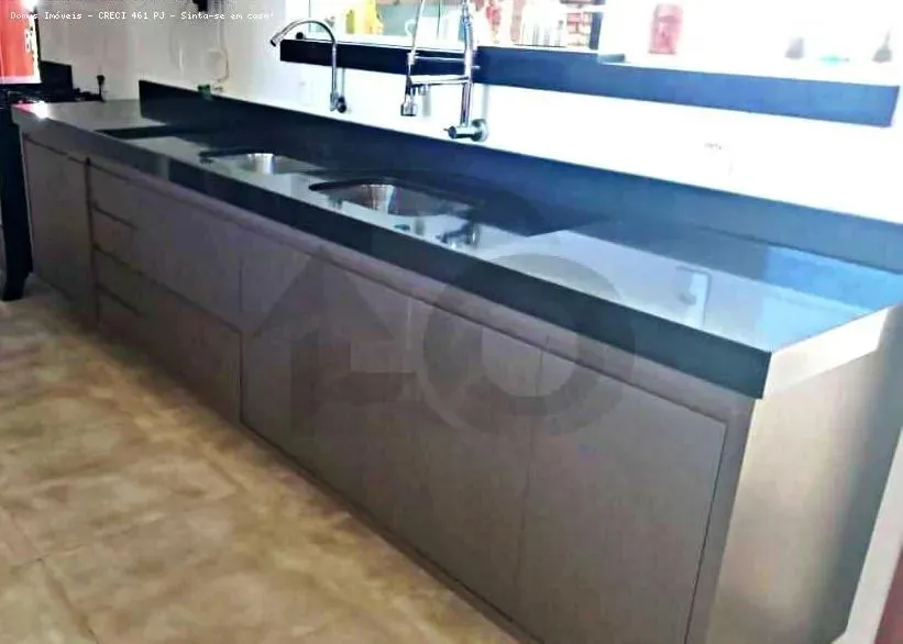 Casa no Condomínio Maikai Residencial Resort com 4 Quartos, 4 Banheiros, 2 Vagas de Garage